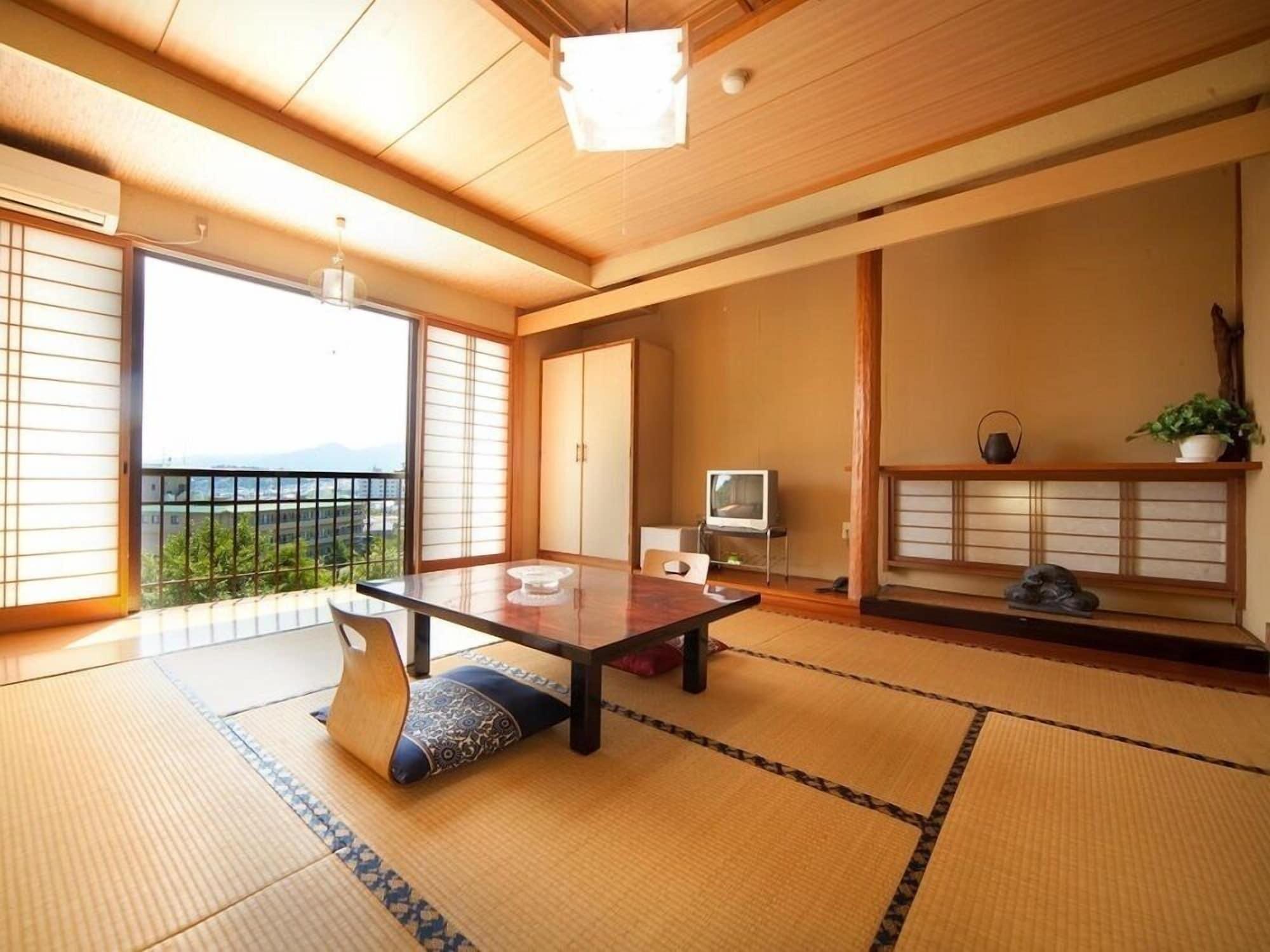 Yumoto Miyoshi Hotel Beppu Exterior photo